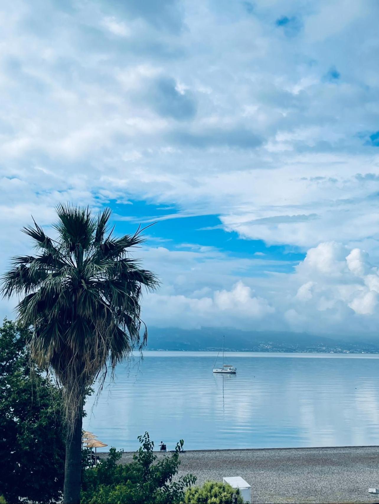 Regina Hotel Nafpaktos Exteriör bild