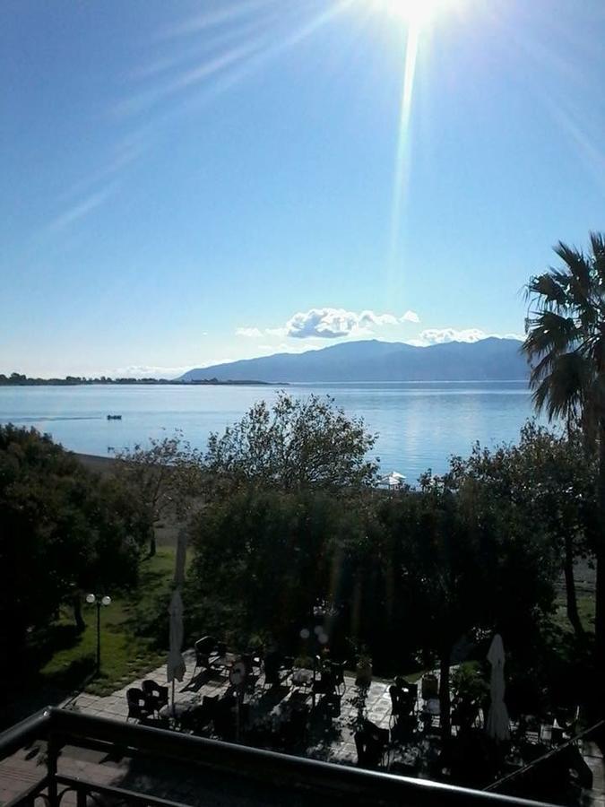 Regina Hotel Nafpaktos Exteriör bild